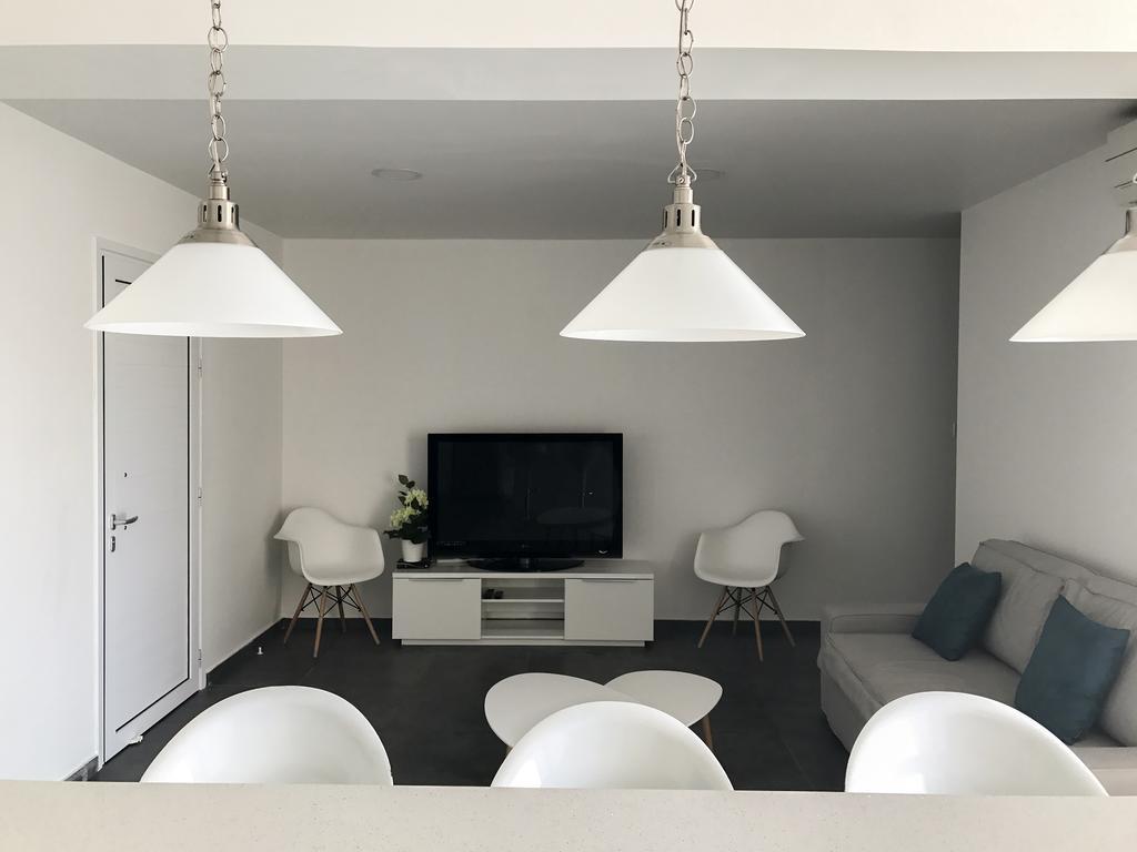 Poseidon Apartment By Michalis Αγία Νάπα Εξωτερικό φωτογραφία